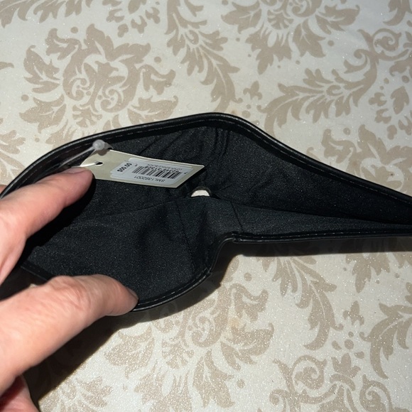 NWT Men’s Black Leather Wallet - Picture 5 of 8